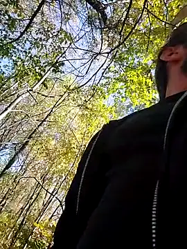 QcMisterv13 online show from 10/17/25, 05:48