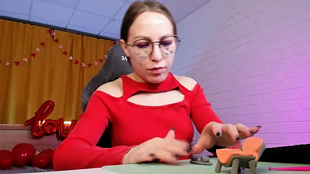 AphexQueen online show from 02/17/25, 04:17