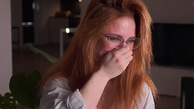 EsmaCrumbley online show from 03/16/26, 04:31