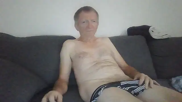 naturiste974 online show from 07/01/26, 01:44