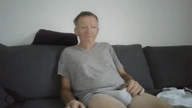 naturiste974 online show from 06/03/26, 04:46