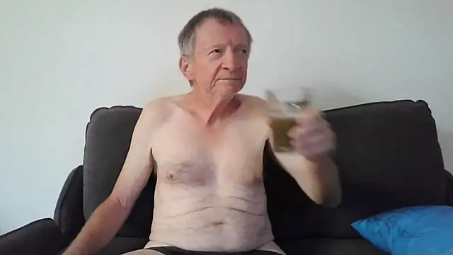 naturiste974 online show from 02/10/26, 09:08