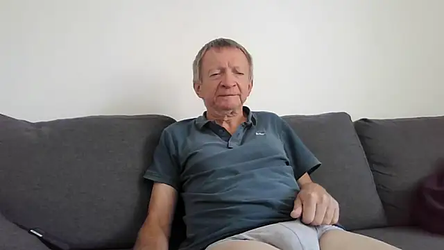 naturiste974 online show from 04/22/26, 03:19