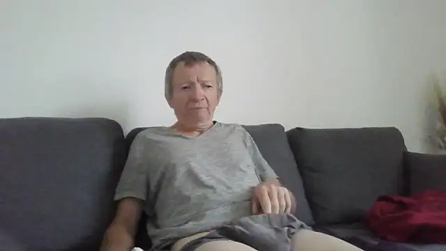 naturiste974 online show from 05/18/26, 05:56