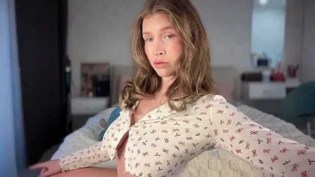 Scarlett Florence online show from 11/28/25, 10:37