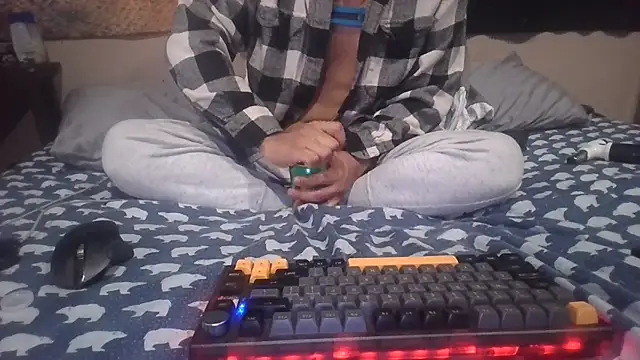 Snapshot of Slutpupdmv chatting on 06/29/26, 08:21 Slutpupdmv online show from 06/29/26, 08:21