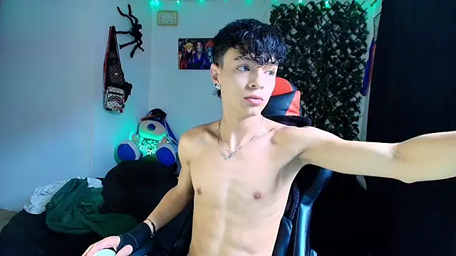 Snapshot of twink_sebas_ chatting on 02/09/25, 03:34 twink sebas online show from 02/09/25, 03:34