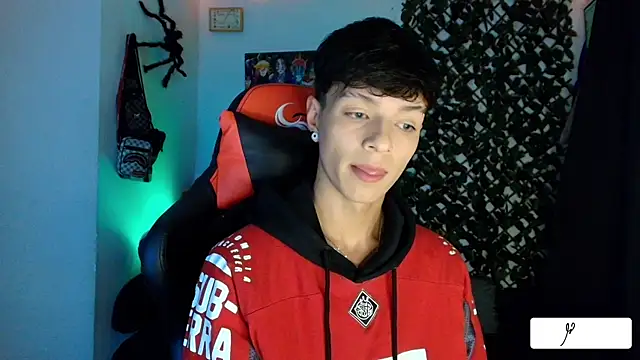 Snapshot of twink_sebas_ chatting on 02/10/25, 06:20 twink sebas online show from 02/10/25, 06:20
