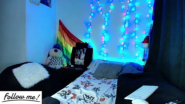 Snapshot of twink_sebas_ chatting on 01/03/25, 12:54 twink sebas online show from 01/03/25, 12:54