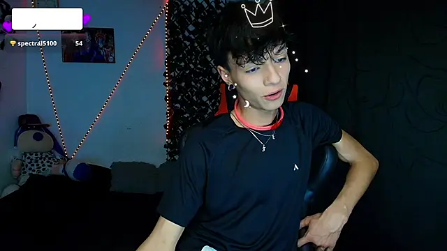 Snapshot of twink_sebas_ chatting on 02/15/25, 06:33 twink sebas online show from 02/15/25, 06:33