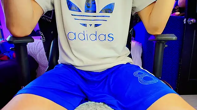 twink sebas  online show from 11/11/25, 10:04