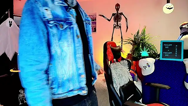 twink sebas  online show from 10/21/25, 04:56