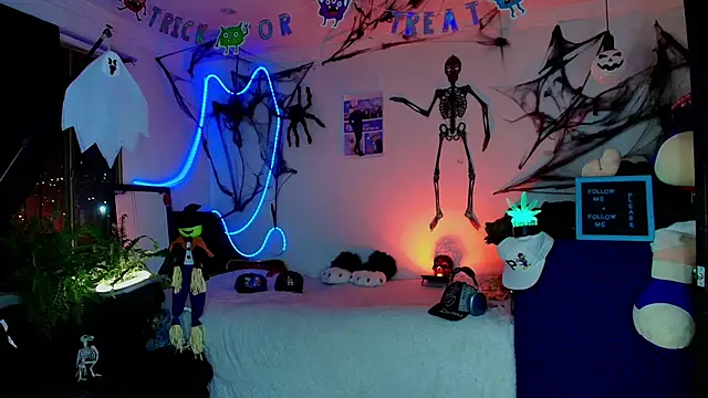 twink sebas  online show from 10/30/25, 04:44