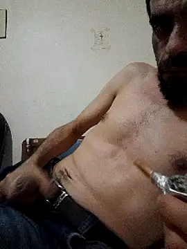 Snapshot of Sexoardiente69 chatting on 03/08/25, 05:17 Sexoardiente69 online show from 03/08/25, 05:17