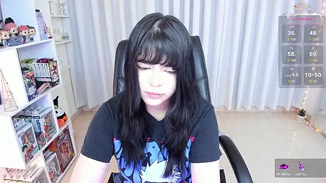 misshoneyxxx online show from 11/20/25, 02:12