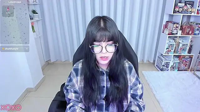 Snapshot of misshoneyxxx chatting on 05/02/26, 03:34 misshoneyxxx online show from 05/02/26, 03:34
