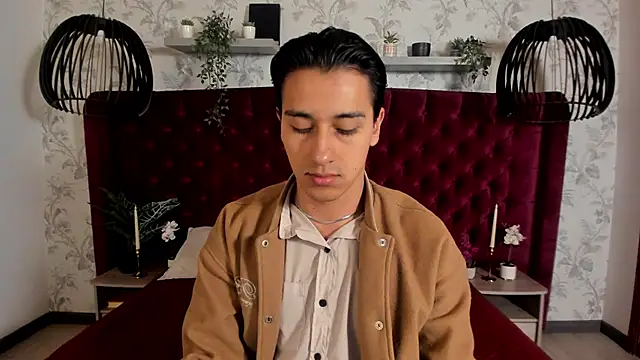 Snapshot of Andy_Joy_ chatting on 06/18/26, 11:37 Andy Joy online show from 06/18/26, 11:37