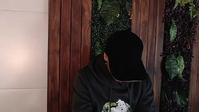 Snapshot of Andy_Joy_ chatting on 10/19/25, 10:18 Andy Joy online show from 10/19/25, 10:18