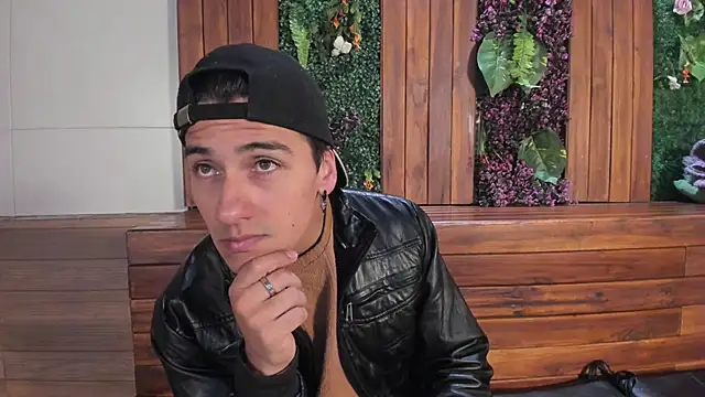 Andy Joy  online show from 04/05/26, 11:39