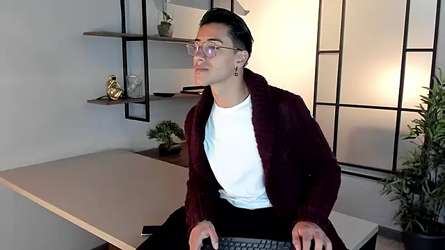 Snapshot of Andy_Joy_ chatting on 09/09/25, 11:30 Andy Joy online show from 09/09/25, 11:30