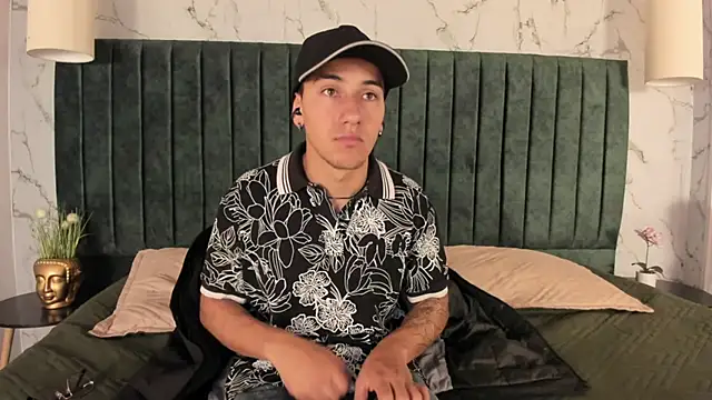 Snapshot of Andy_Joy_ chatting on 01/15/26, 11:24 Andy Joy online show from 01/15/26, 11:24