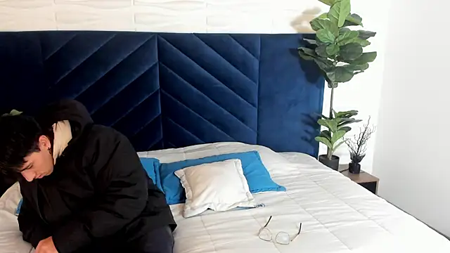 Snapshot of Andy_Joy_ chatting on 10/18/25, 10:50 Andy Joy online show from 10/18/25, 10:50