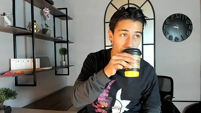 Snapshot of Andy_Joy_ chatting on 10/23/25, 11:31 Andy Joy online show from 10/23/25, 11:31