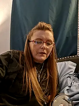 skyeb0787 online show from 09/14/25, 07:31