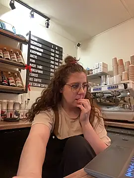 cinnabon  online show from 12/22/25, 01:55