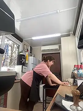 cinnabon  online show from 02/17/25, 01:22