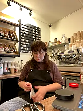 cinnabon  online show from 10/15/25, 11:40