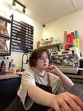 cinnabon  online show from 05/03/26, 08:52