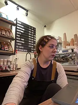 cinnabon  online show from 12/20/25, 10:07