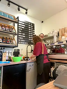 cinnabon  online show from 09/24/25, 11:17