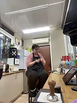 cinnabon  online show from 02/01/25, 02:24