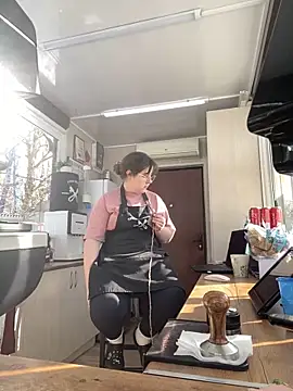 cinnabon  online show from 02/11/25, 11:20