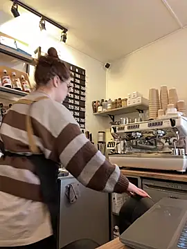 cinnabon  online show from 11/15/25, 09:46