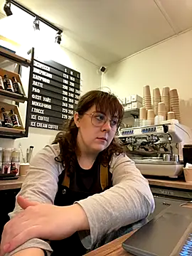 cinnabon  online show from 10/26/25, 08:48