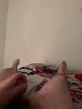 junior49280 online show from 12/19/25, 03:36