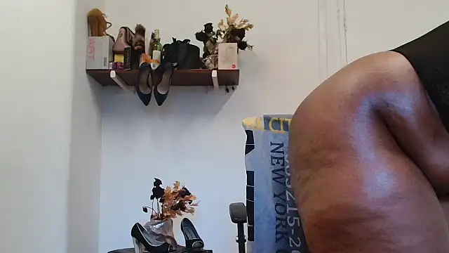 xTALLSEXYBUMx online show from 11/01/25, 04:30