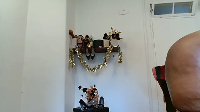 xTALLSEXYBUMx online show from 12/01/25, 07:31