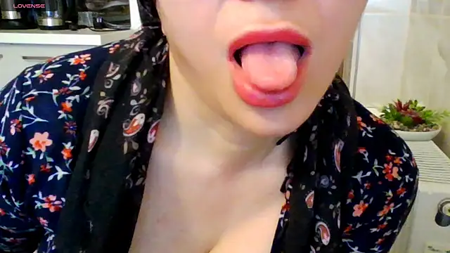 Erotica333 online show from 05/11/26, 04:04