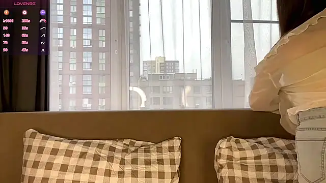 LindaFarmer online show from 09/26/25, 04:08