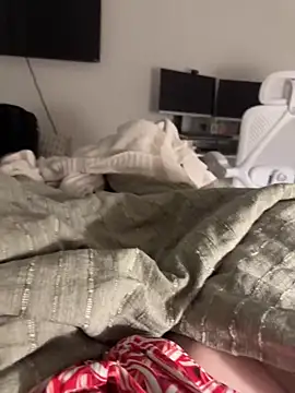 INboy95 online show from 12/20/25, 04:26