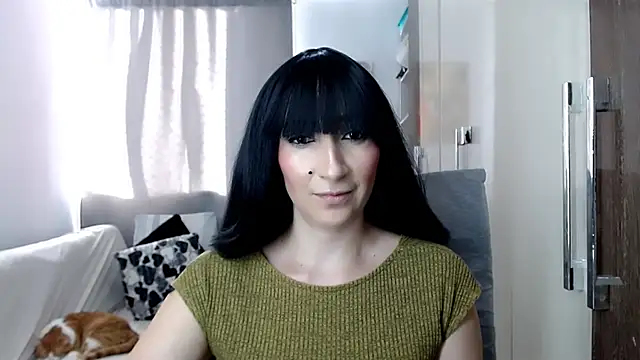 Snapshot of Laura-pervert chatting on 11/17/25, 09:08 Laura-pervert online show from 11/17/25, 09:08