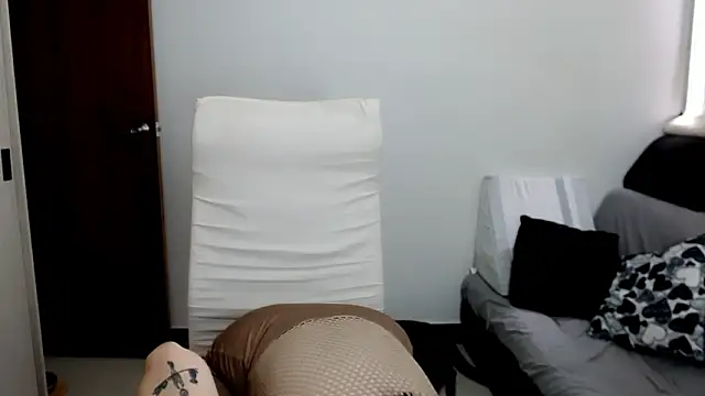 Laura-pervert online show from 02/05/26, 08:04