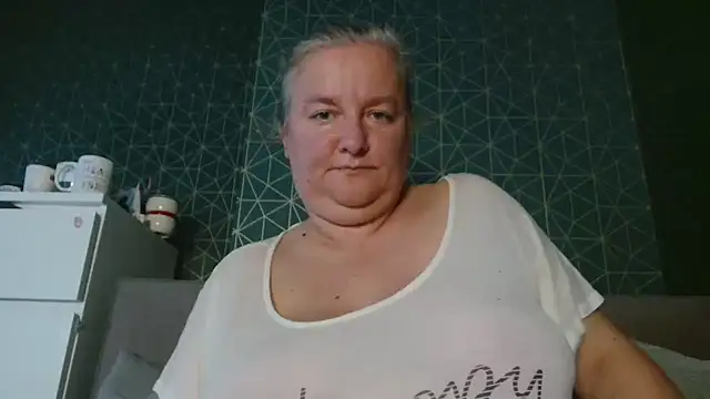 Snapshot of Marie_Slate chatting on 10/03/25, 09:33 Marie Slate online show from 10/03/25, 09:33