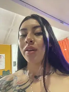 emily 22x online show from 10/07/25, 11:06