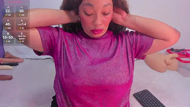 Snapshot of cookplleaser chatting on 10/22/25, 11:20 cookplleaser online show from 10/22/25, 11:20