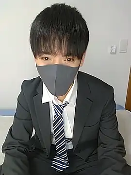 itsme LEON online show from 03/08/25, 01:14